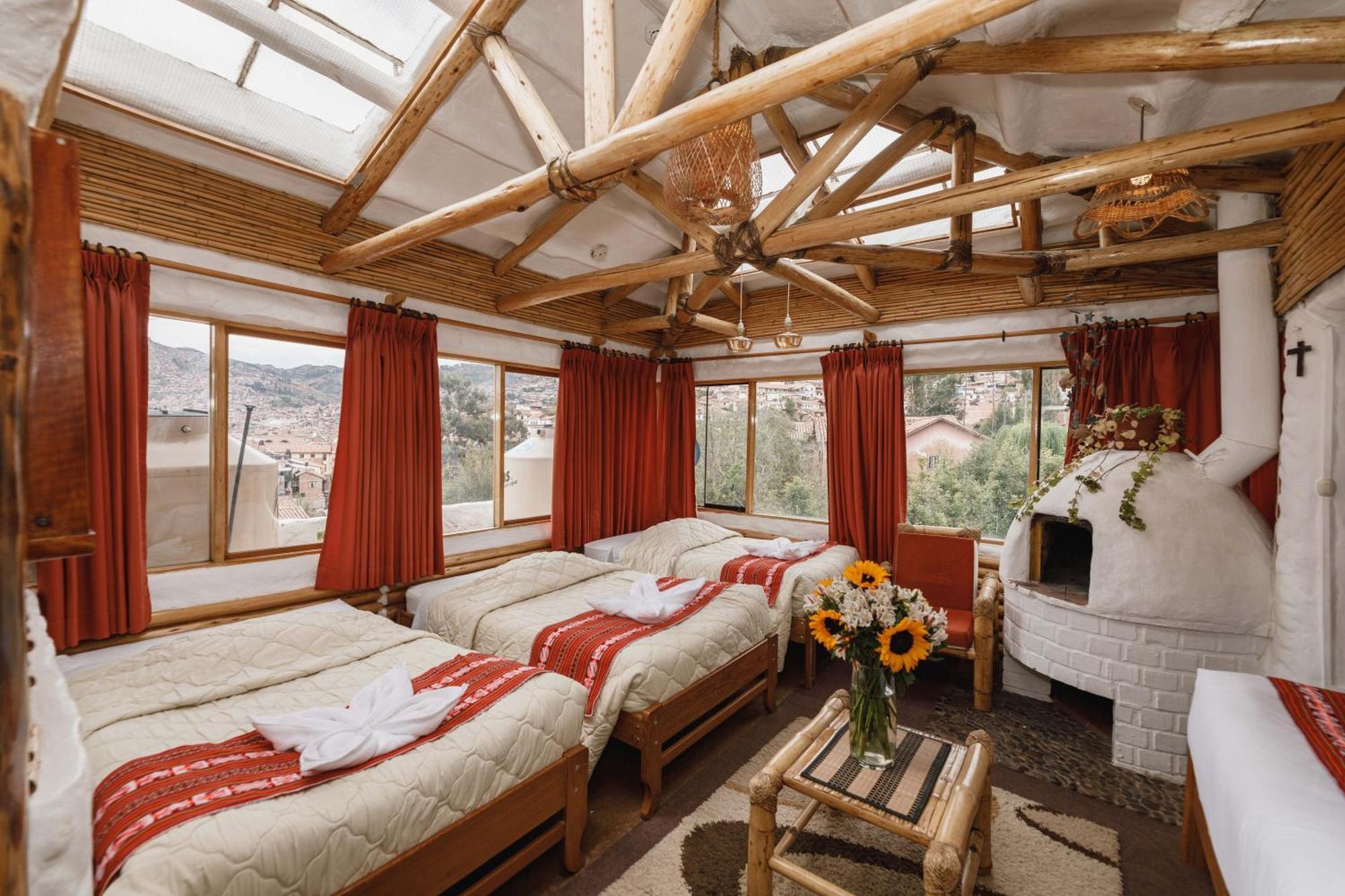 Hostal Madre Tierra Куско Экстерьер фото