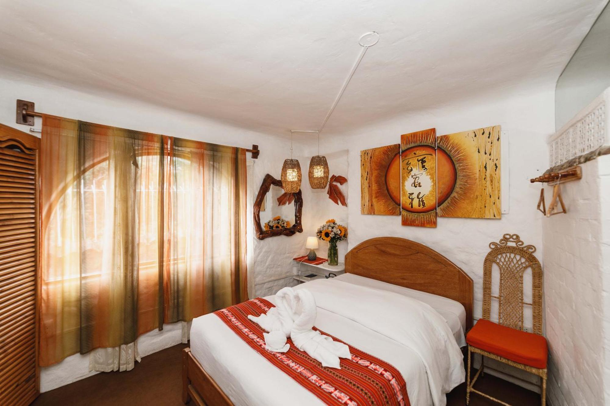 Hostal Madre Tierra Куско Экстерьер фото