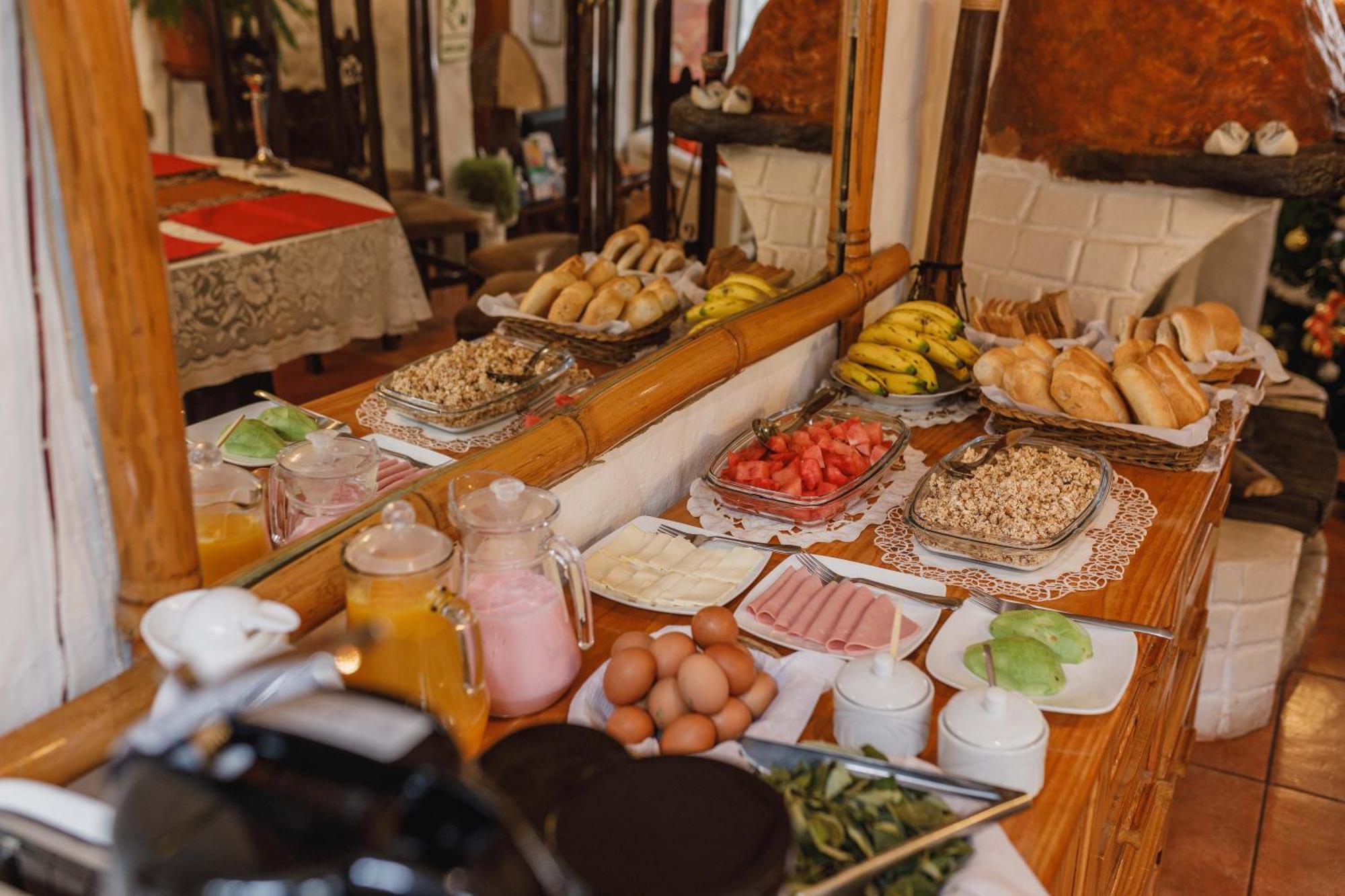 Hostal Madre Tierra Куско Экстерьер фото